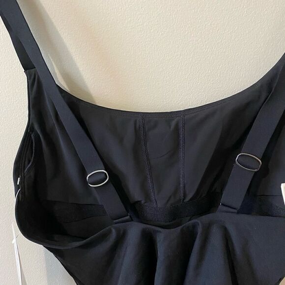 Athleta Hermosa One Piece Swimsuit - Picture 8 of 12